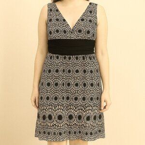 London Times Black Cream White Cocktail Tie Back Dress Size 10